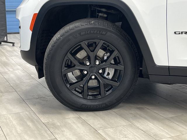 2024 Jeep Grand Cherokee Altitude X photo 30