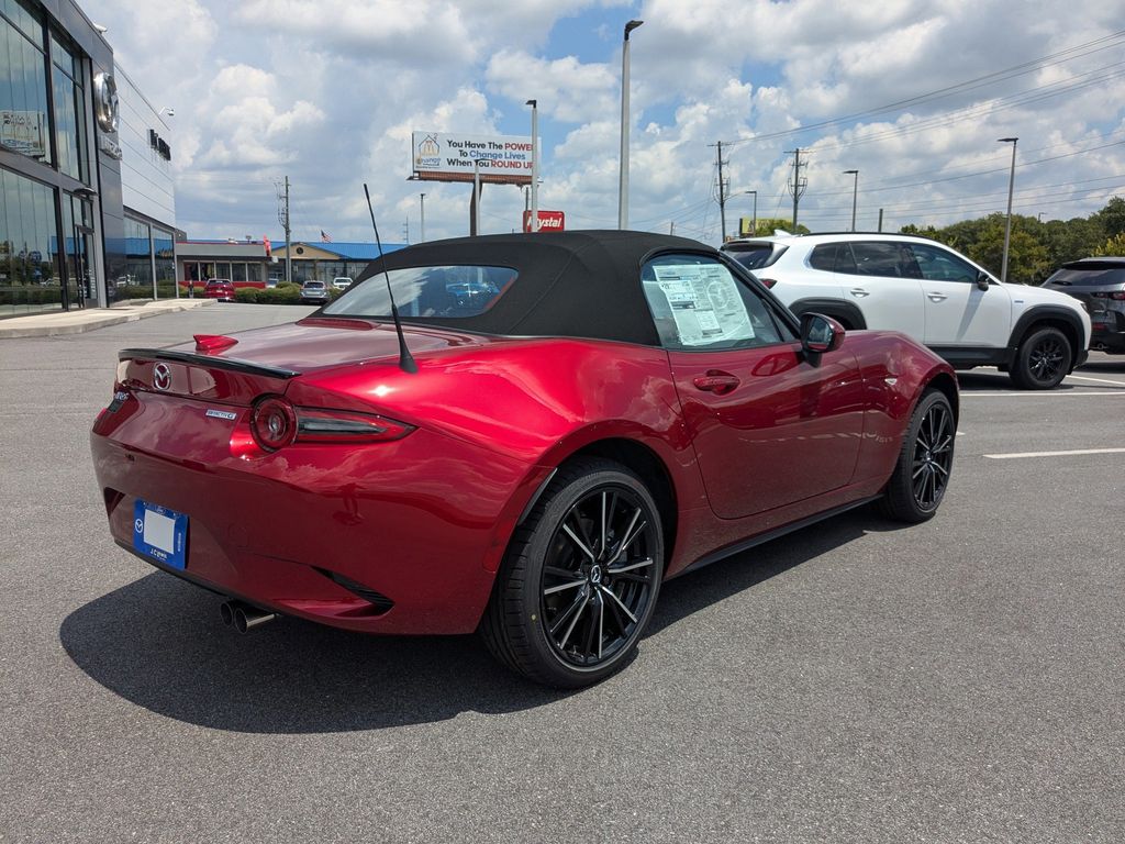 2025 Mazda MX-5 Miata Miata Grand Touring photo 4