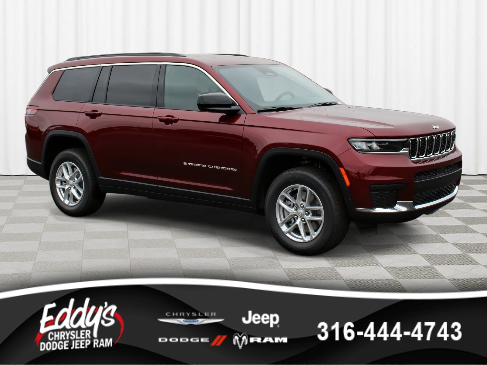 2025 Jeep Grand Cherokee L Laredo's photo
