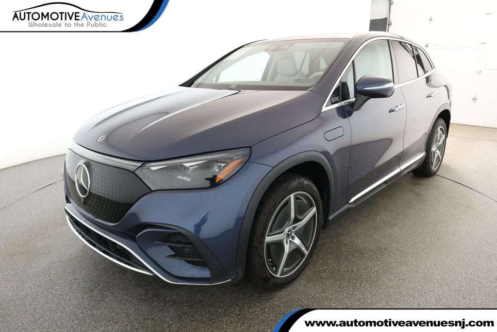 2023 Mercedes-Benz EQE SUV Base's photo