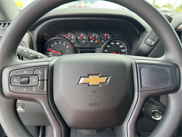 2025 Chevrolet Silverado 1500 Custom photo 26