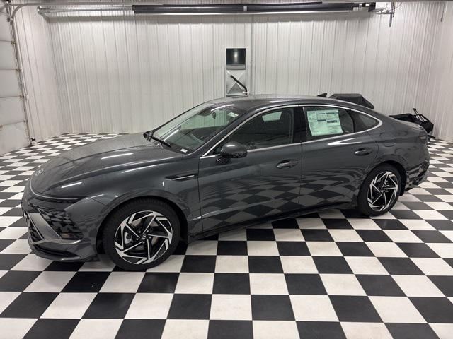 2026 Hyundai Sonata SEL's photo