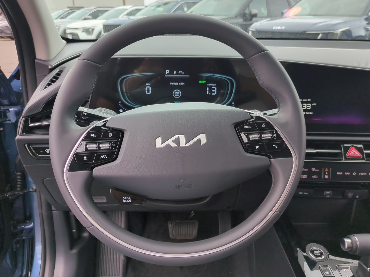 2025 Kia Niro EX photo 10