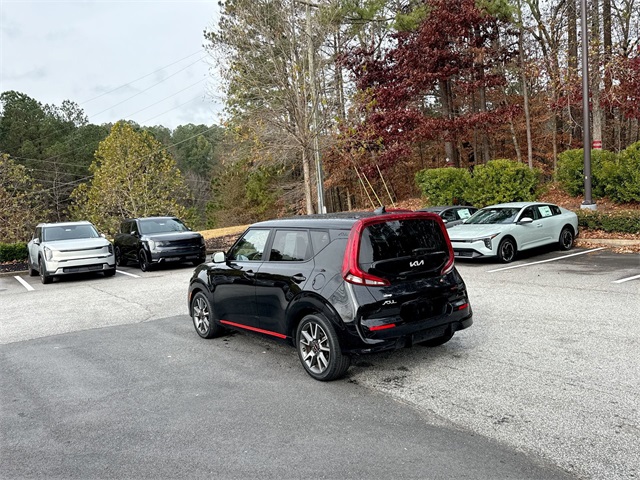2022 Kia Soul GT-Line photo 3