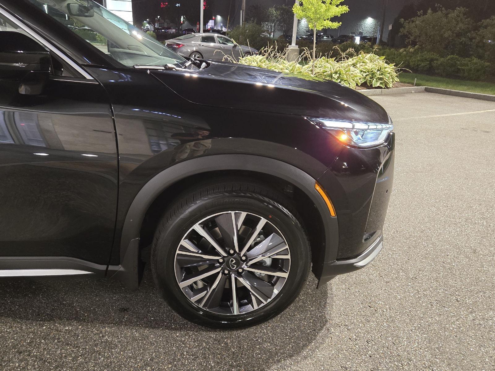2026 Infiniti QX60 Luxe AWD photo 13