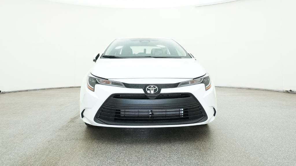 2025 Toyota Corolla LE photo 2