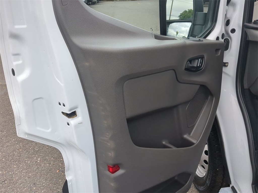 2023 Ford Transit photo 9