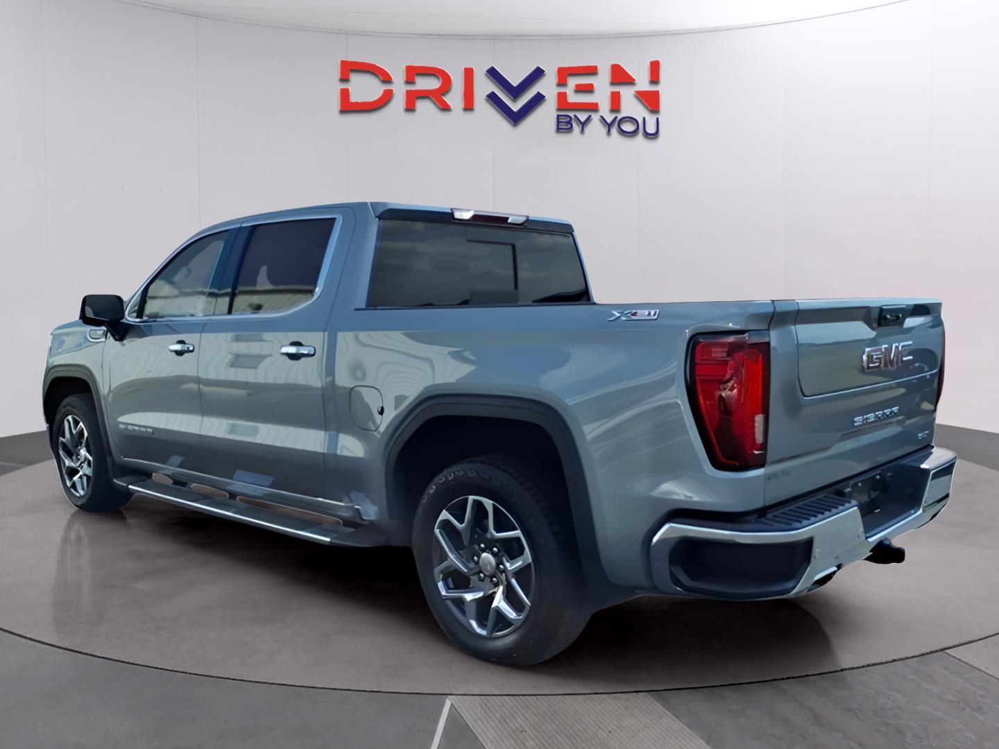 2024 Gmc Sierra 1500 SLT photo 3