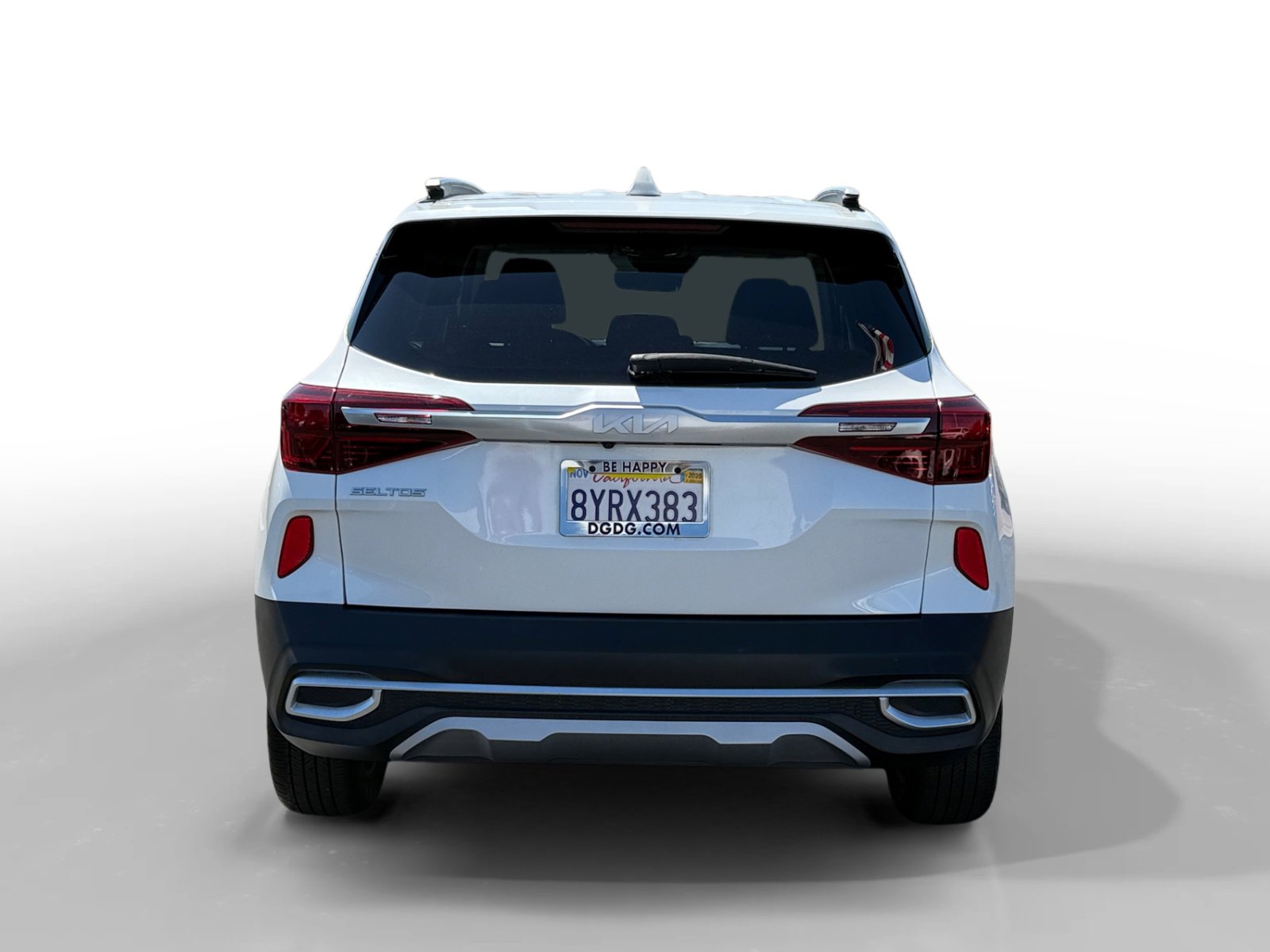 2022 Kia Seltos S photo 2