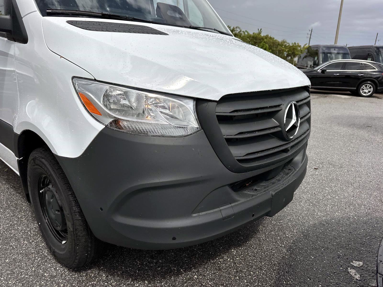 2026 Mercedes Benz Sprinter 2500 photo 7