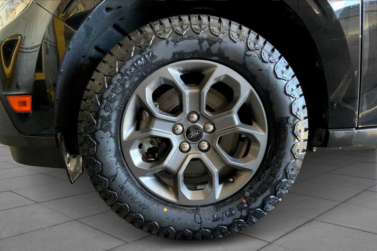 2022 Ford Maverick XLT photo 10