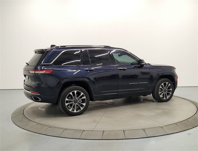 2023 Jeep Grand Cherokee Overland 4xe photo 4