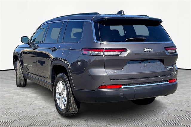 2025 Jeep Grand Cherokee Laredo X photo 3