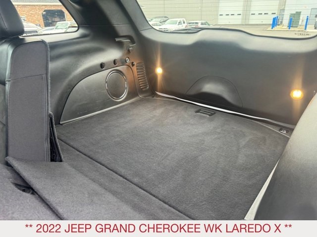 2022 Jeep Cherokee Laredo X photo 16