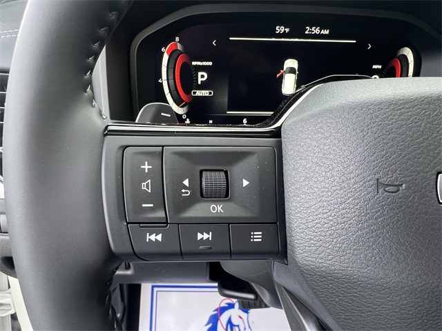 2025 Nissan Rogue SL photo 12