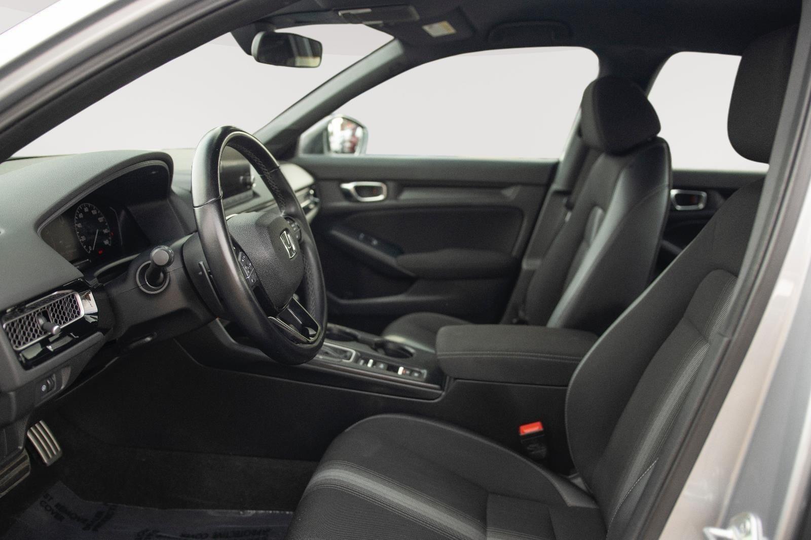 2022 Honda Civic Sport photo 2