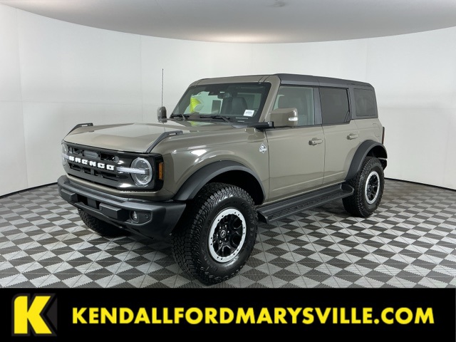 2025 Ford Bronco 4-Door Outer Banks's photo