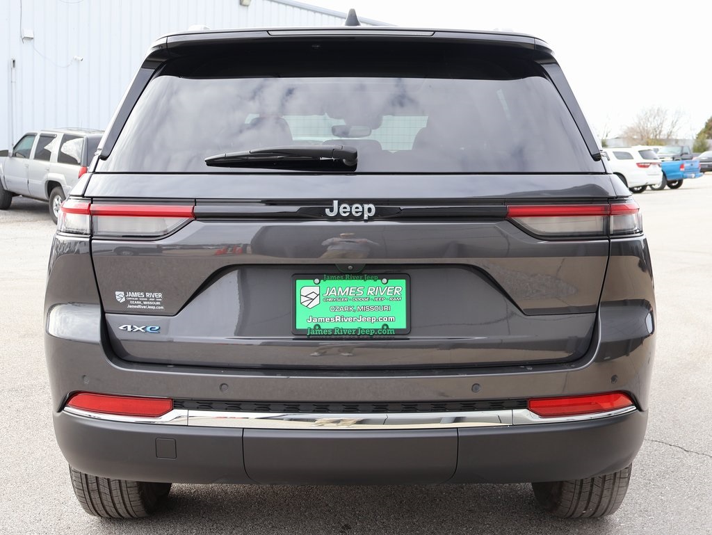 2023 Jeep Cherokee 4xe photo 4