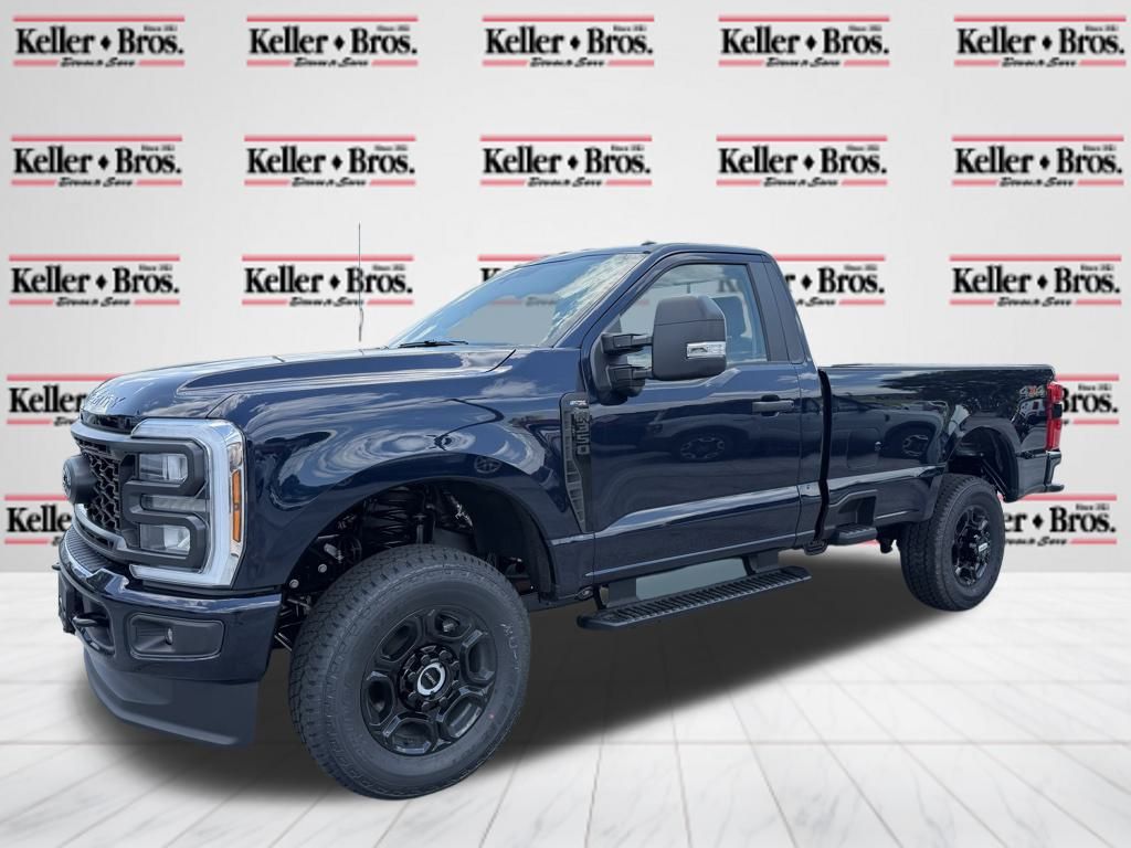 2025 Ford F-350 photo 3