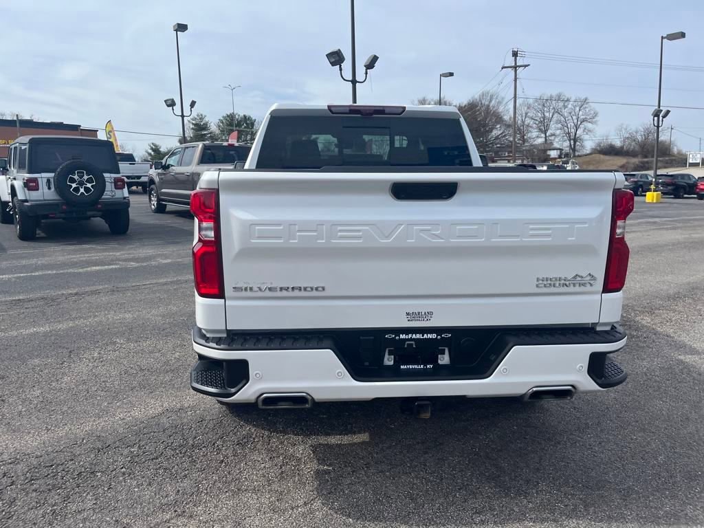 2024 Chevrolet Silverado 1500 High Country photo 4