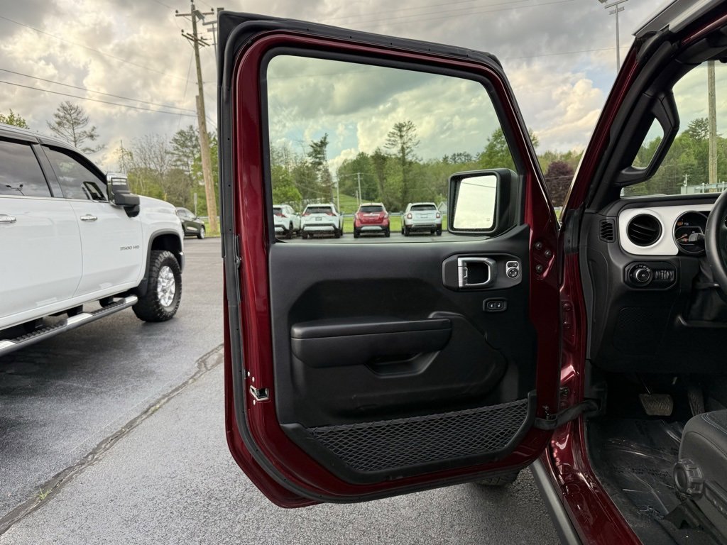 2021 Jeep Wrangler Unlimited Islander photo 12