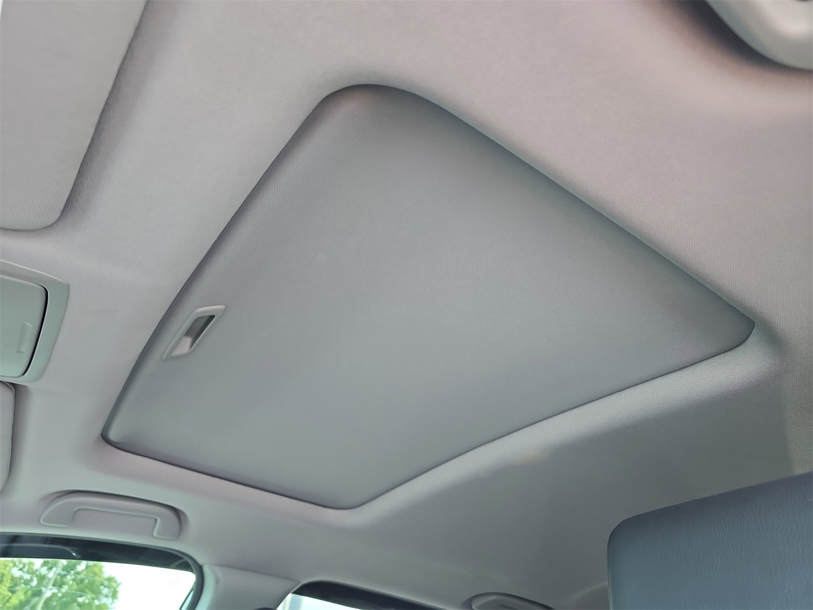 2022 Honda CR-V Hybrid Touring photo 15