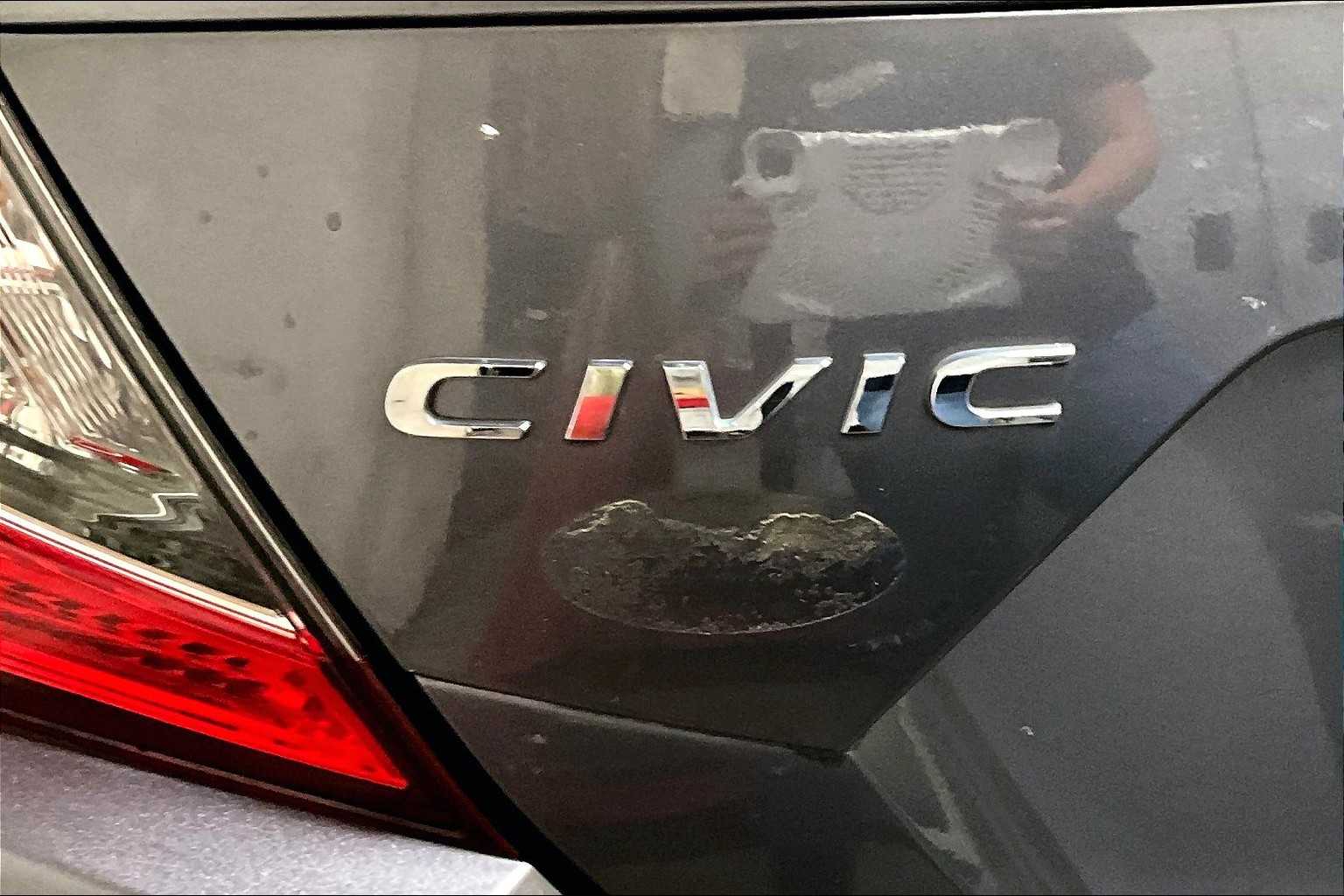 2021 Honda Civic EX photo 8