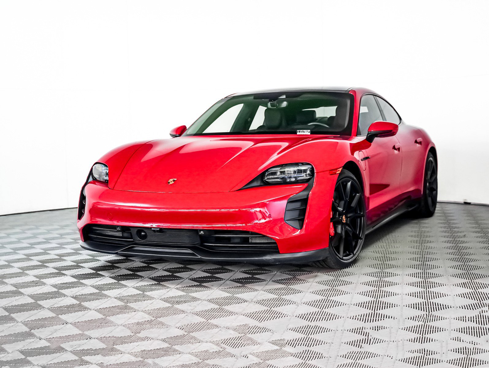 2023 Porsche Taycan GTS's photo