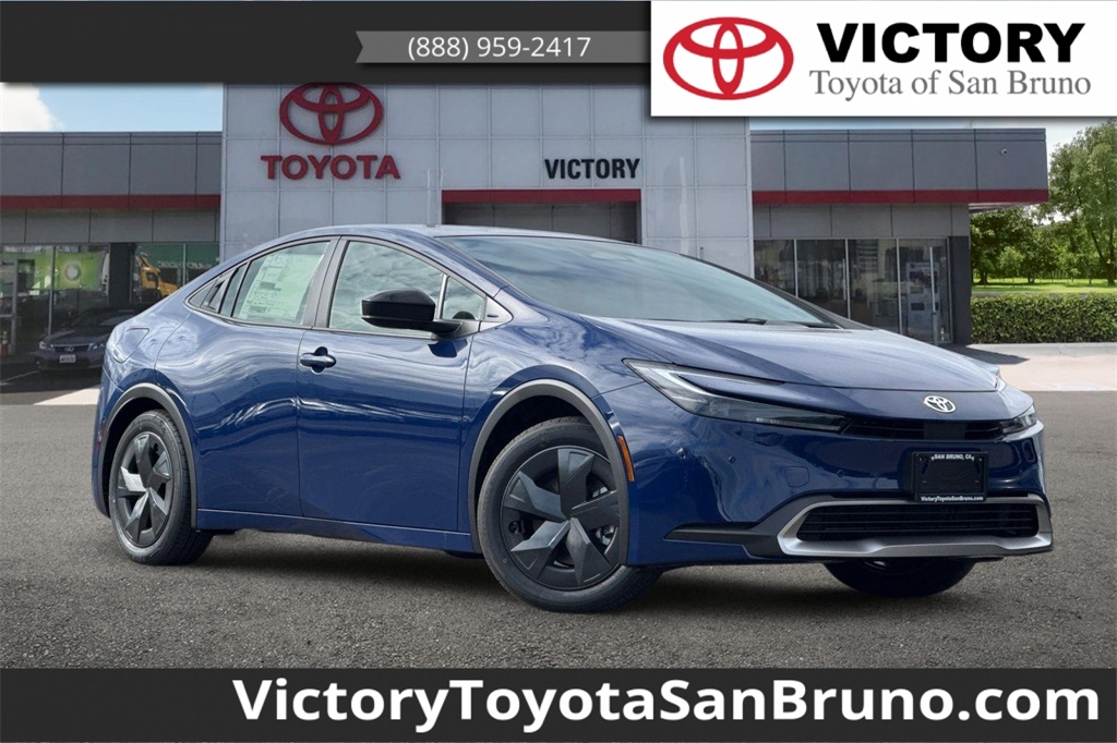 2026 Toyota Prius SE's photo