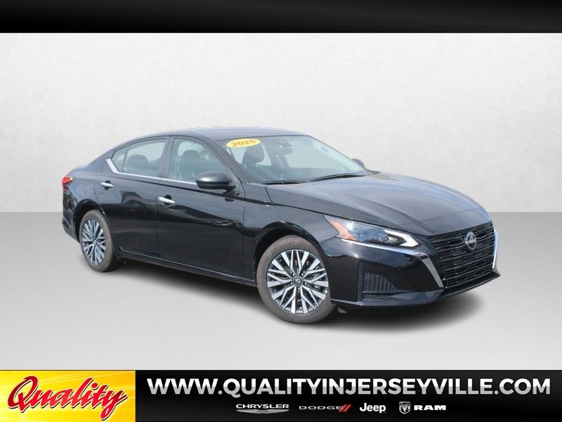 2025 Nissan Altima