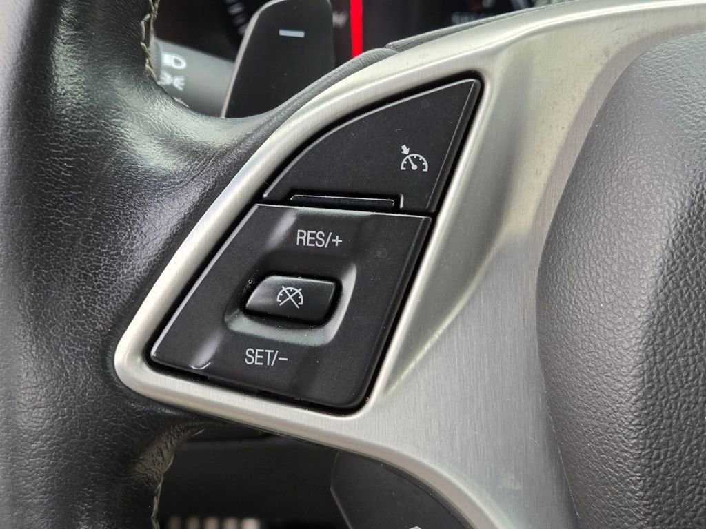 2014 Chevrolet Corvette Stingray 2LT photo 21