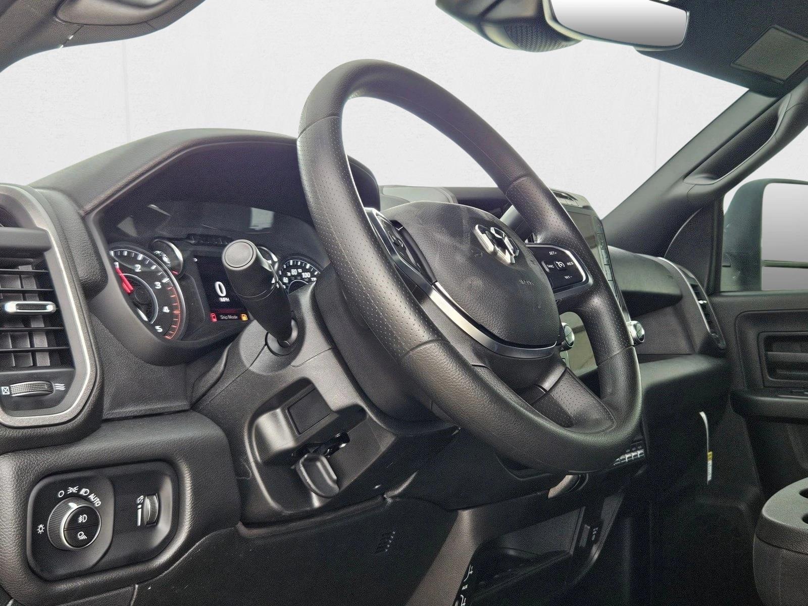 2026 Ram 2500 Tradesman photo 3