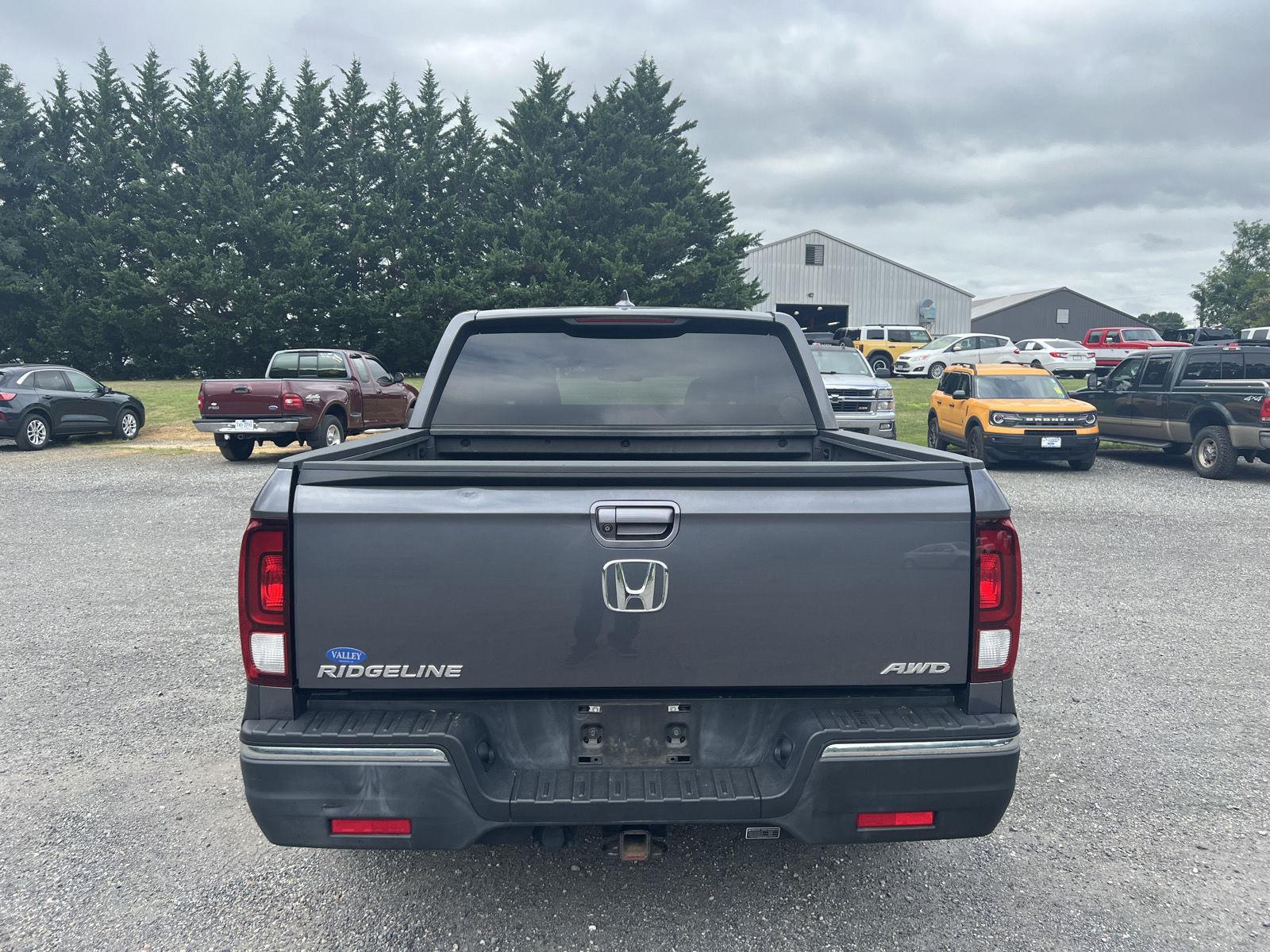 2018 Honda Ridgeline RTL-T photo 4