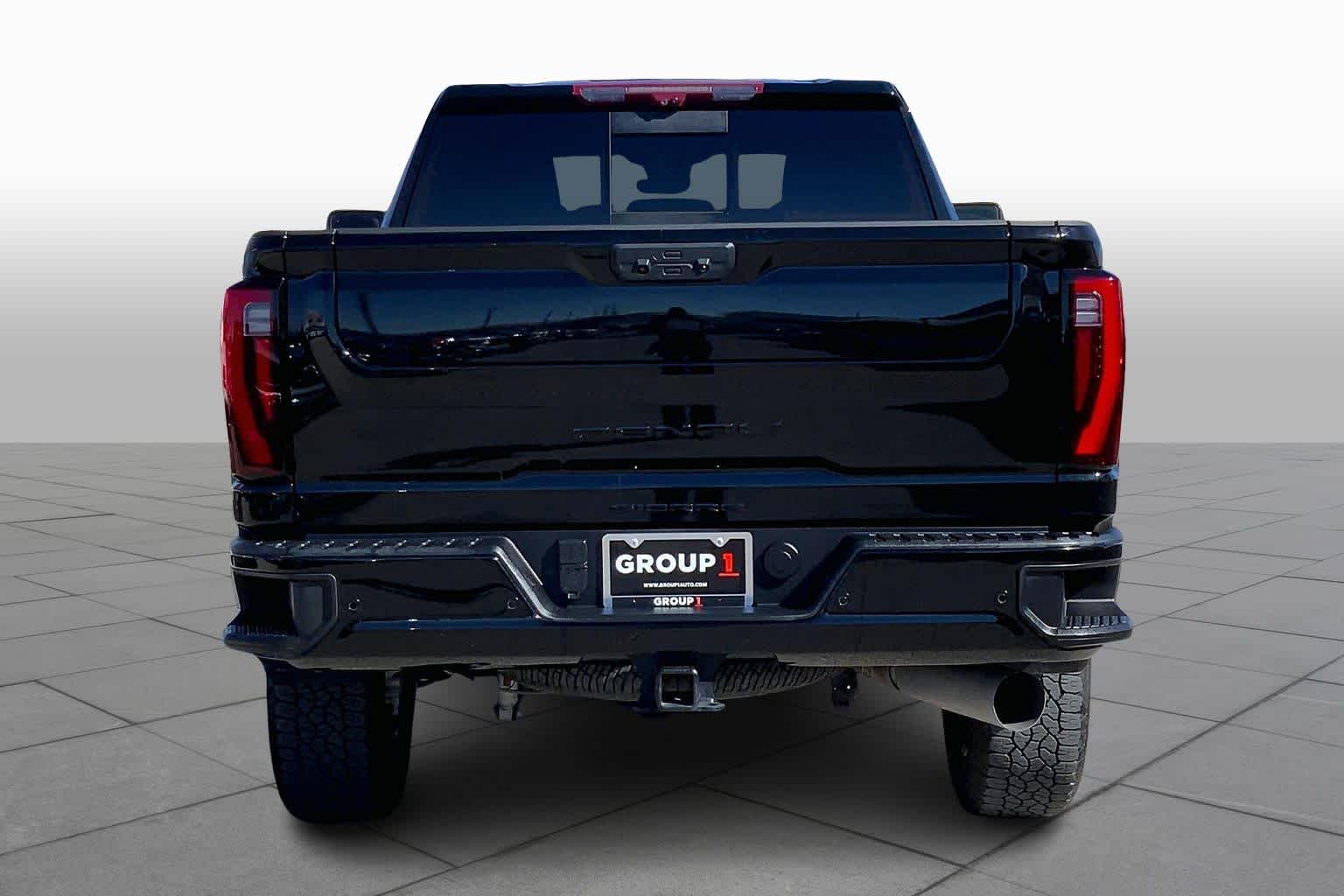 2024 Gmc Sierra 2500 HD Denali photo 4