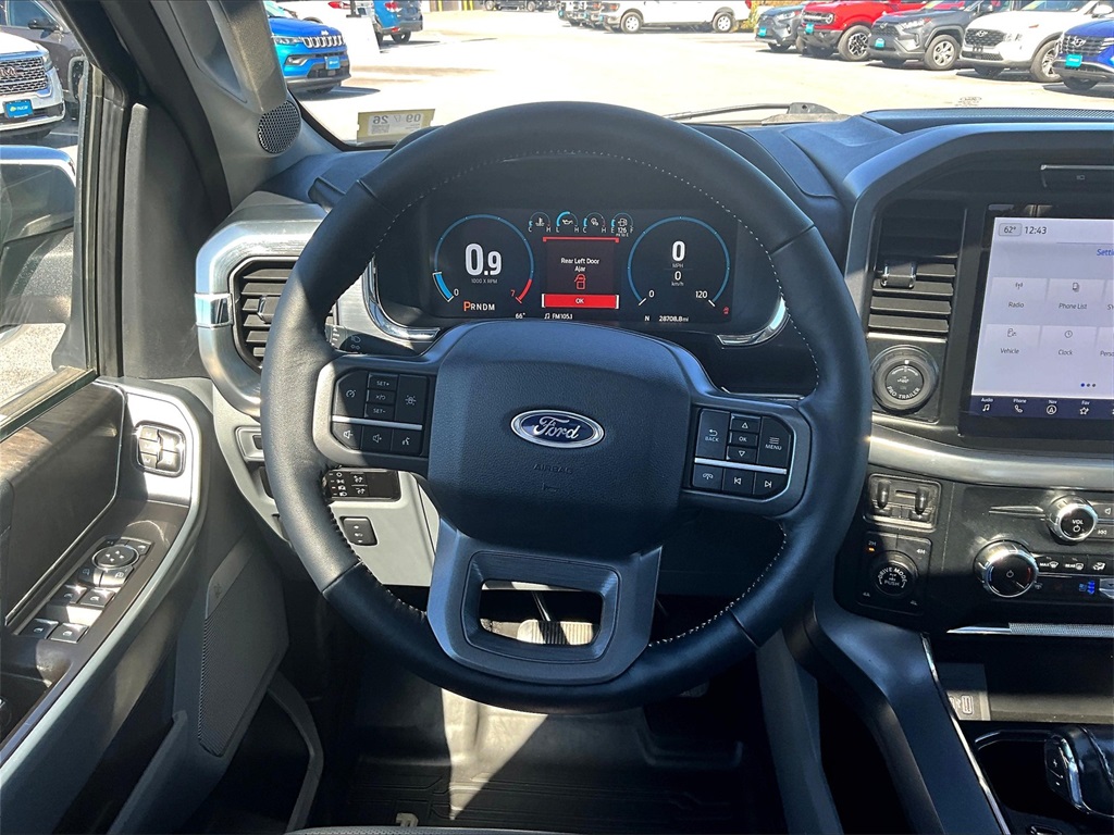 2023 Ford F-150 Lariat photo 17