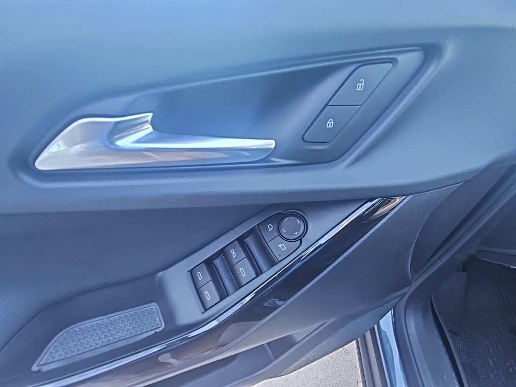 2026 Chevrolet Equinox LT photo 21