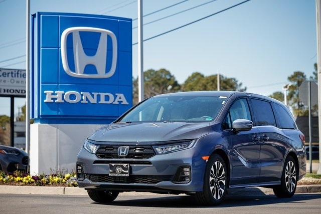 2026 Honda Odyssey Elite's photo