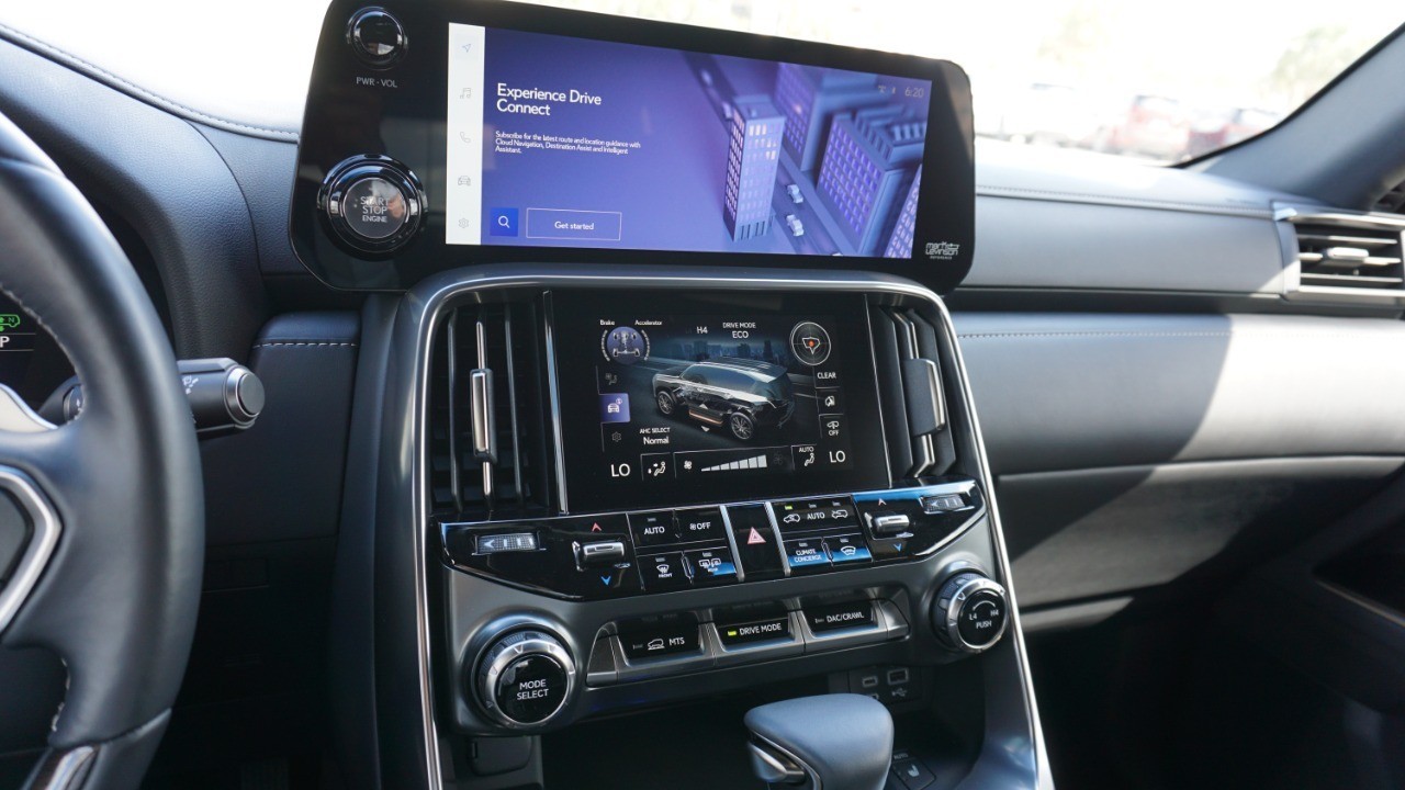2023 Lexus LX 600 Ultra Luxury photo 16