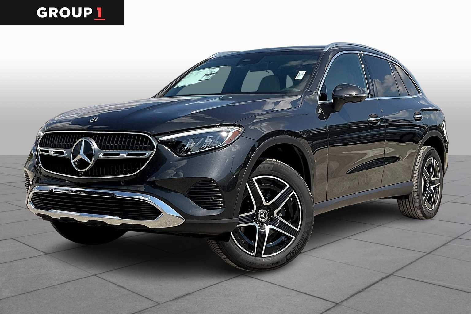 2026 Mercedes-Benz GLC Base's photo