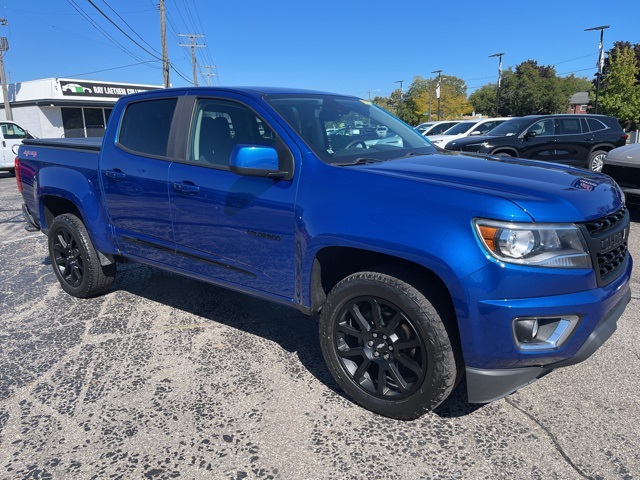 2020 Chevrolet Colorado LT photo 2