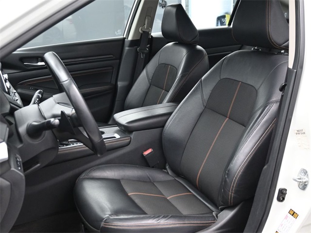 2022 Nissan Altima 2.5 SR photo 5