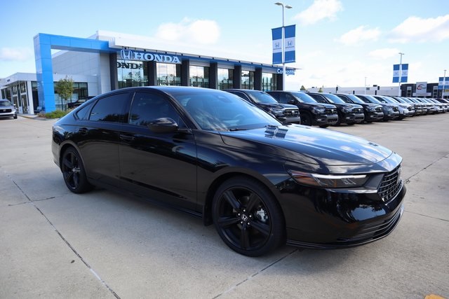 2024 Honda Accord Hybrid Sport-L's photo