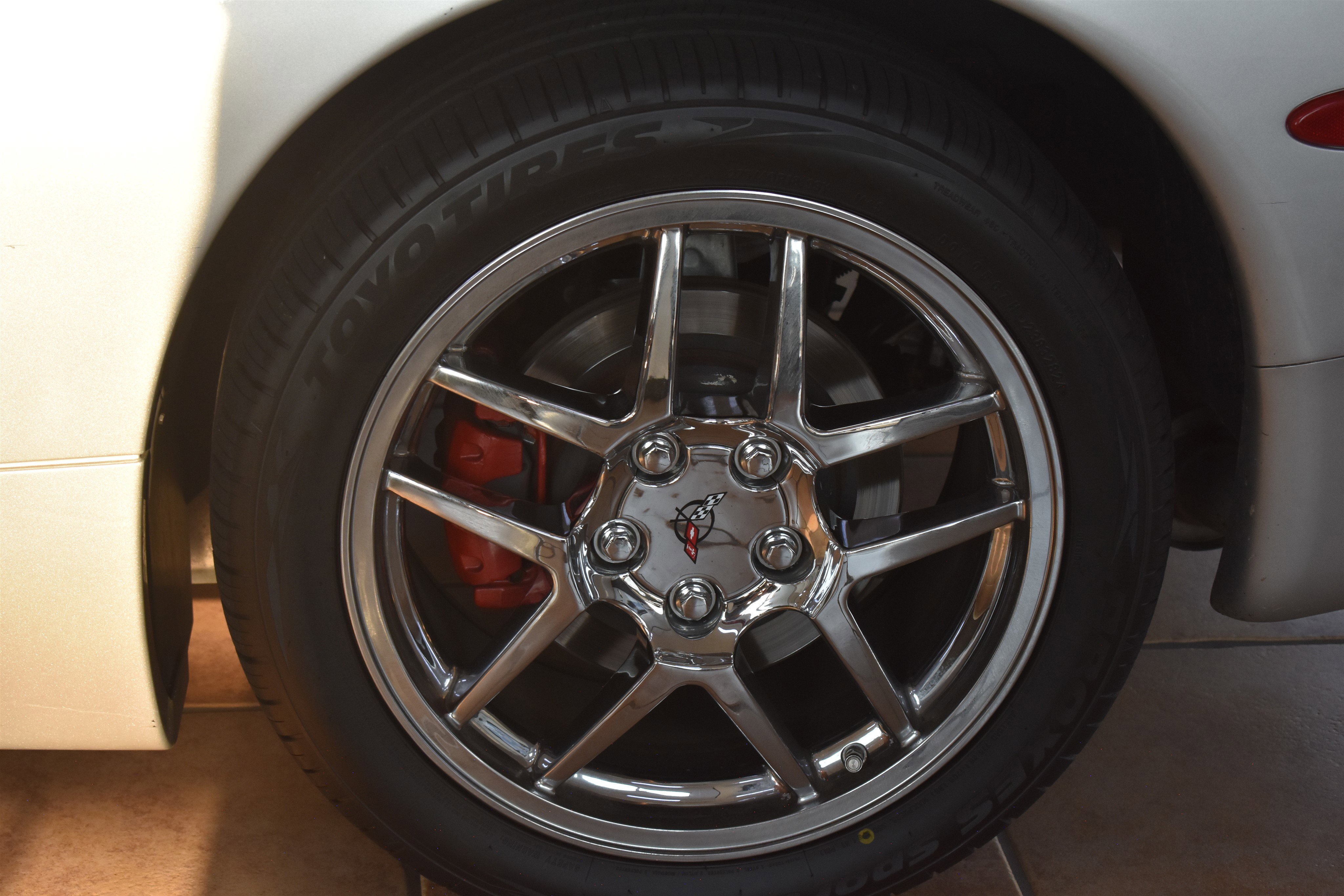 2001 Chevrolet Corvette photo 7