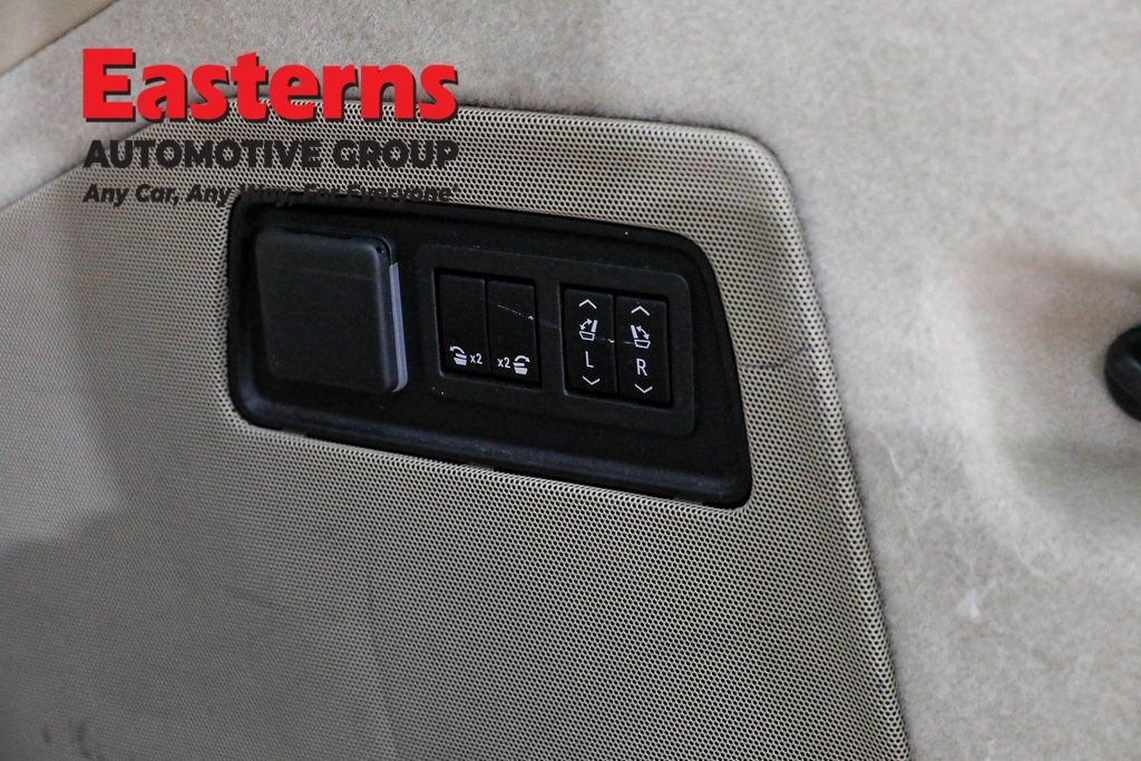 2023 Cadillac Escalade Premium Luxury photo 24