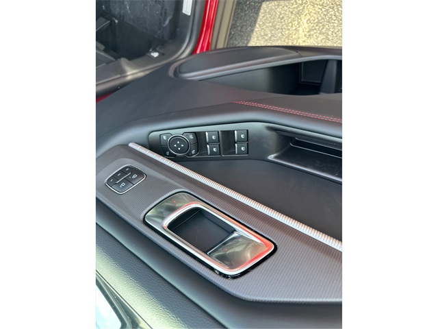 2025 Ford Explorer ST-Line photo 26