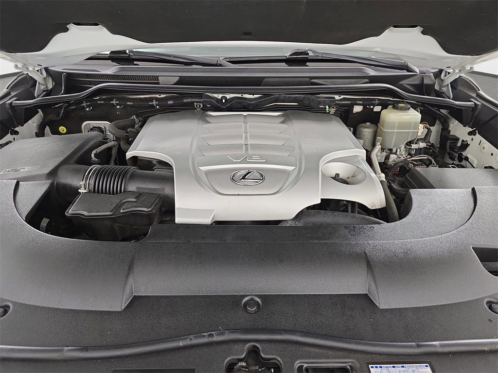 2020 Lexus LX 570 photo 29