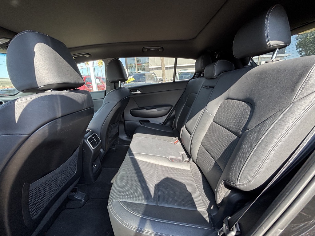 2022 Kia Sportage Nightfall Edition photo 10