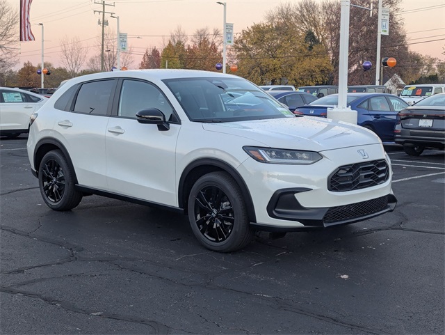 2026 Honda HR-V Sport photo 3