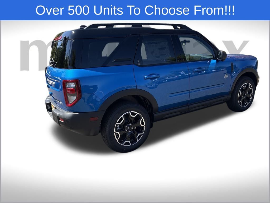 2025 Ford Bronco Sport Outer Banks photo 2