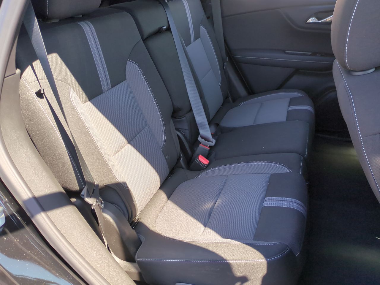 2025 Chevrolet Blazer 2LT photo 25